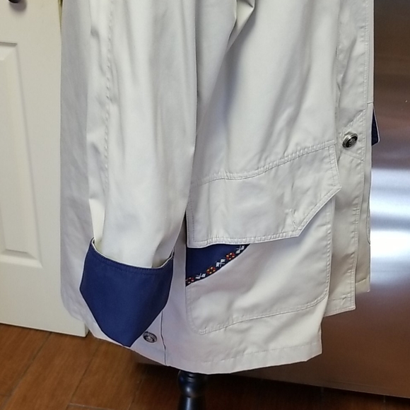 CS Signature Coat - Picture 3 of 12